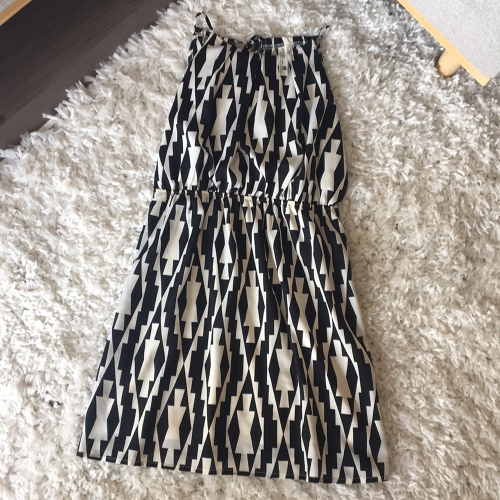 Black and White Geometric Dress